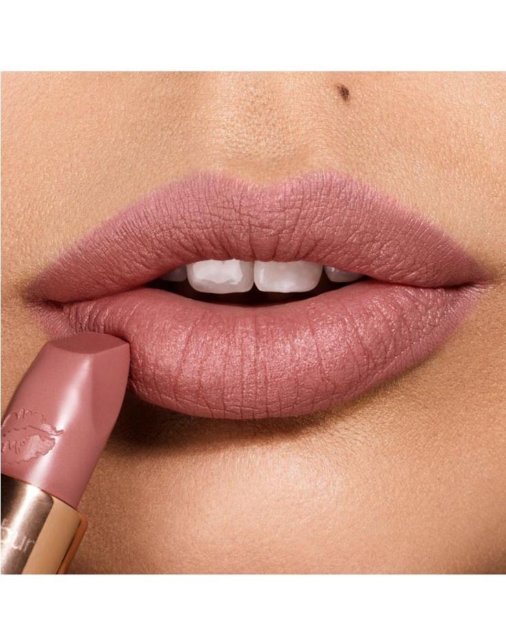 Lipstick online dating lips beauty