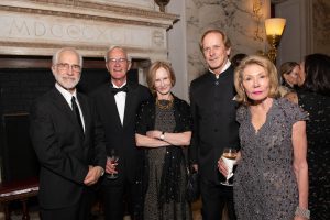 Robert Marx, Ravenel Curry, Trustee Jane Moss, Shayne Doty, Benefit Chairman Julie Tobey; photo: Christine A. Butler