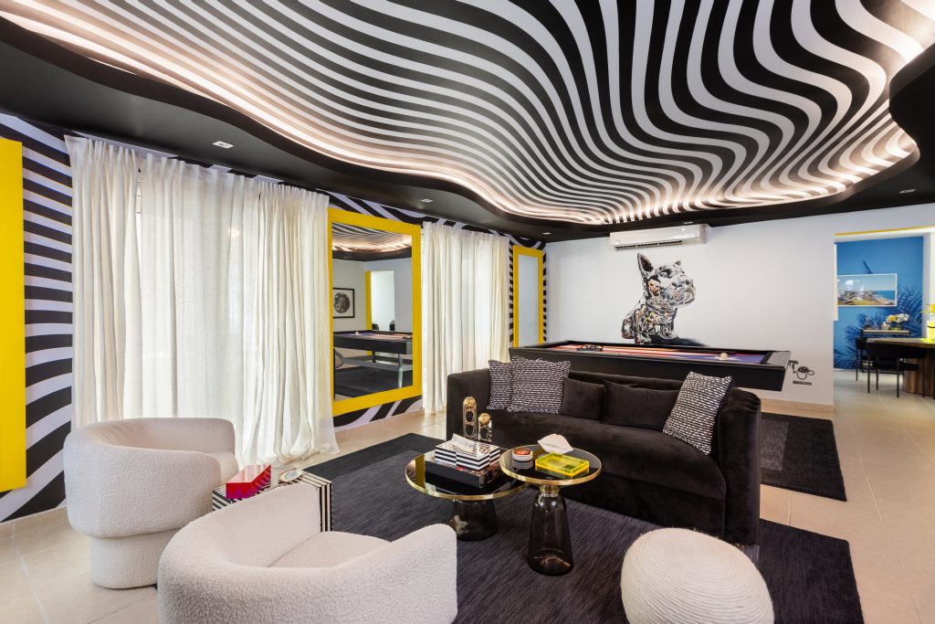 Daddy Yankee Airbnb photo by Eric Rojas