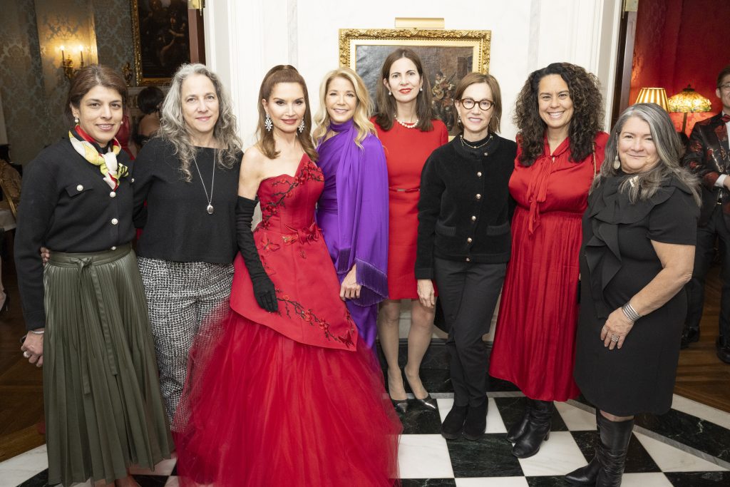 Devika Egge, Beth Holly,  Candace Bushnell, Michelle Penzer, Karrie Malcolm, Tomasita Sherer and Lorraine Cortez Vasquez attend 2023/12/jean-shafiroff-hosts-holiday-party-in-honor-of-candace-bushnell/rgTqFQY4fN on December 21, 2023. (Photo by Michael Ostuni/PMC/PMC)