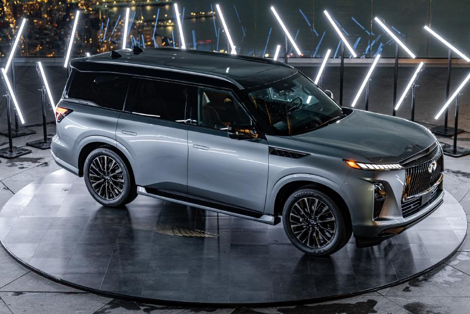 INFINITI QX80 the edge