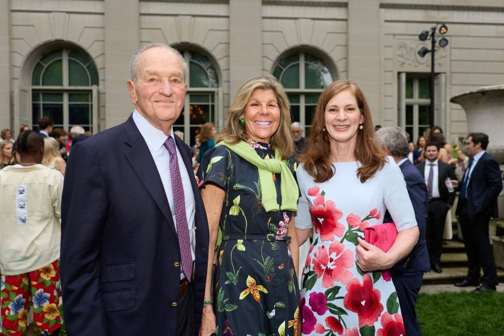 Peter and Jamee Gregory and Trustee and Host Committee member Suzzara Durocher; photo: George Koelle