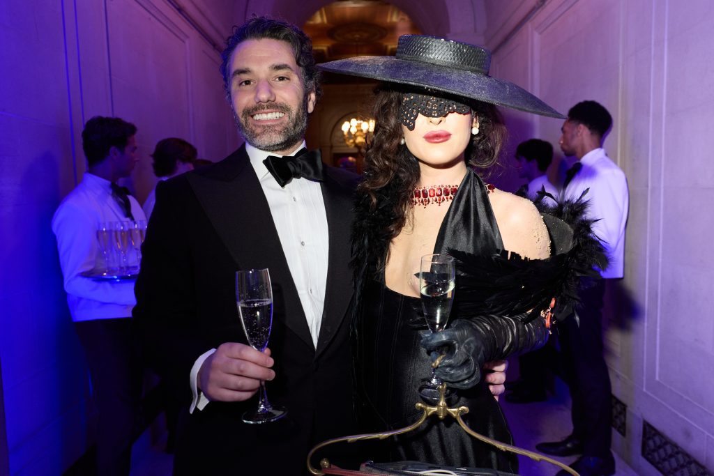 Thomas Bidwill and Amanda Hoy; photo: George Koelle