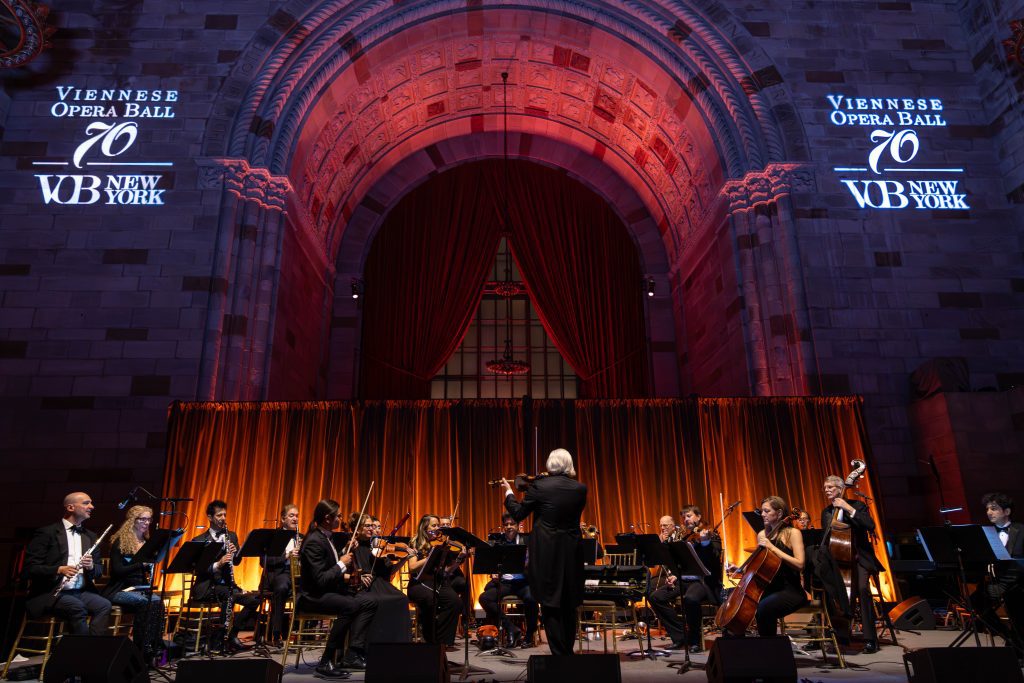 Viennese Opera Ball Orchestra under the direction of concertmaster Maestro Rainer Sulzgruber