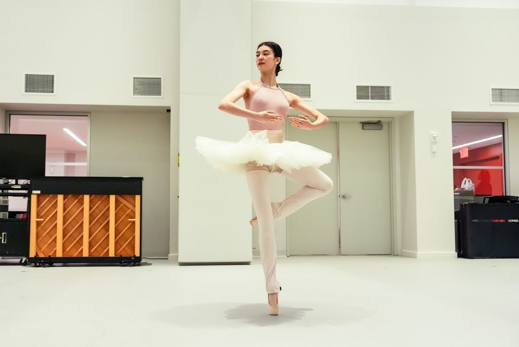 Chloe Misseldine Legendary Women ballet